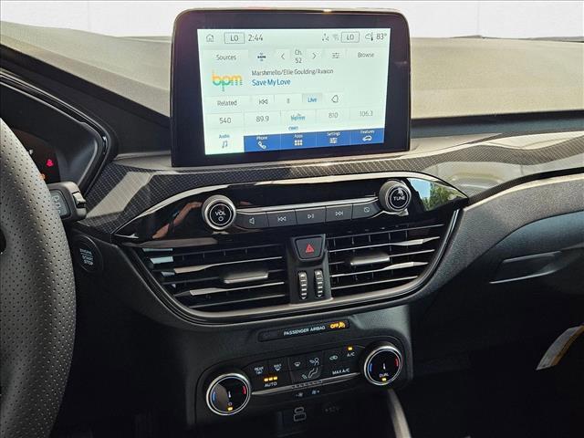 new 2025 Ford Escape car, priced at $25,200