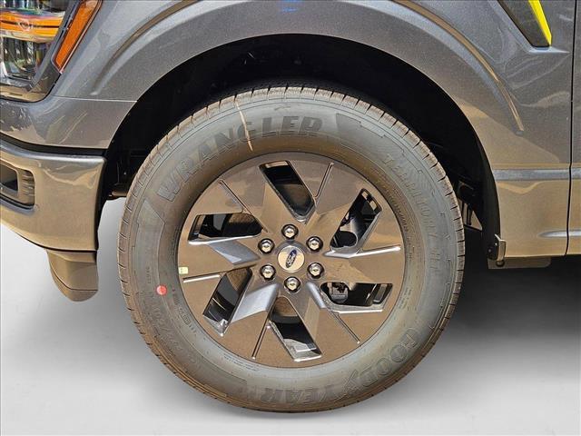 new 2025 Ford F-150 car, priced at $41,330