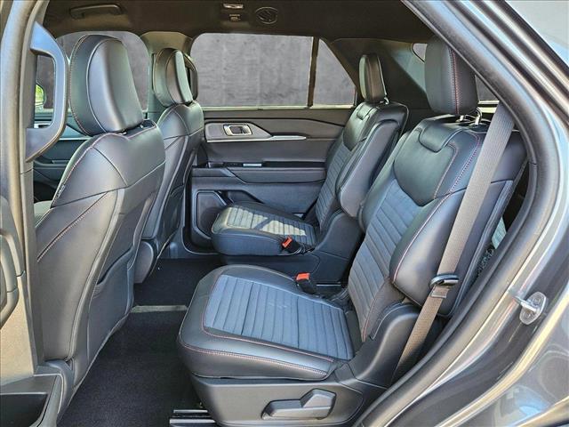 new 2025 Ford Explorer car, priced at $43,192