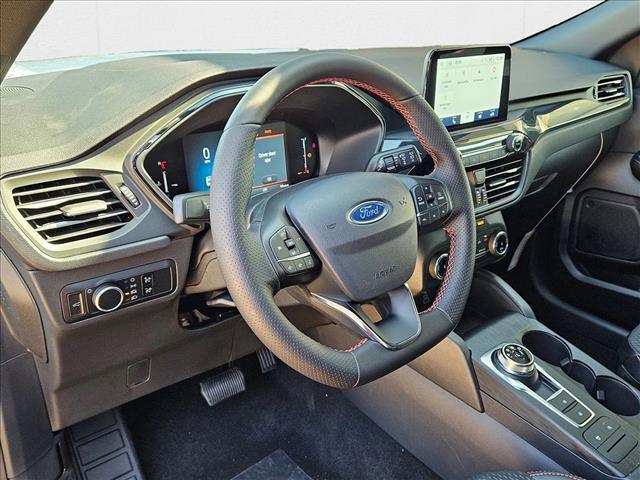 new 2025 Ford Escape car, priced at $25,695