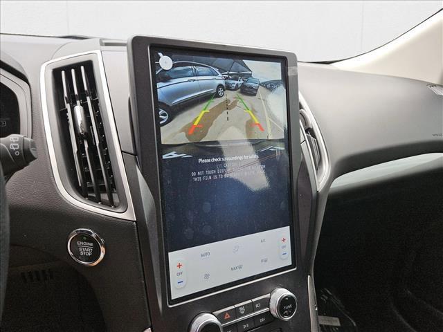 new 2024 Ford Edge car, priced at $28,650