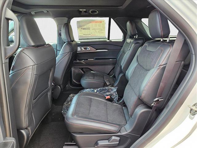 new 2025 Ford Explorer car, priced at $54,525