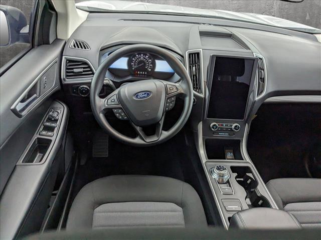 new 2024 Ford Edge car, priced at $33,121