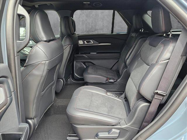 new 2025 Ford Explorer car, priced at $54,138