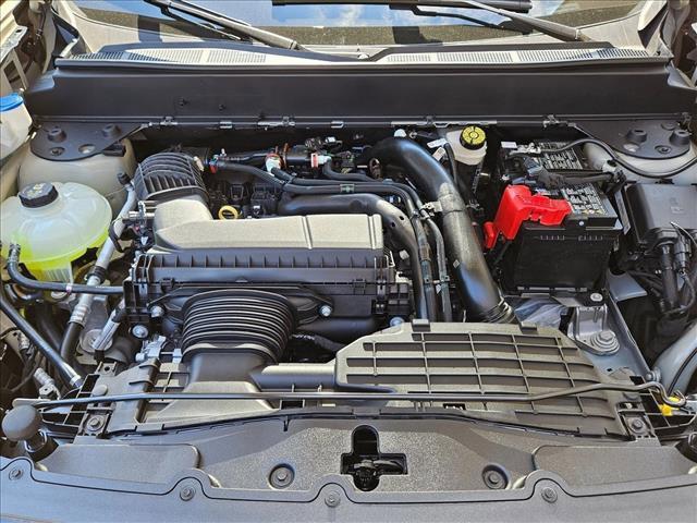 new 2025 Ford Maverick car, priced at $31,895