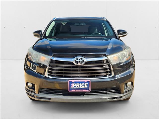 used 2015 Toyota Highlander car, priced at $17,998