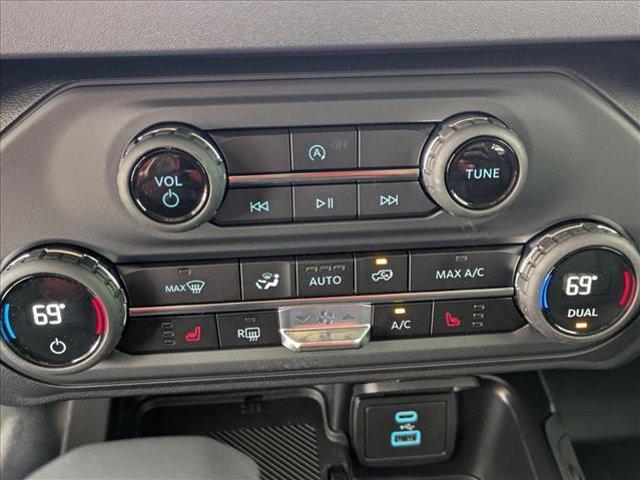 new 2025 Ford Bronco car, priced at $45,790