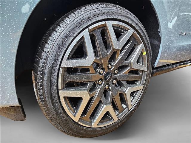 new 2025 Ford Expedition Max car, priced at $95,010