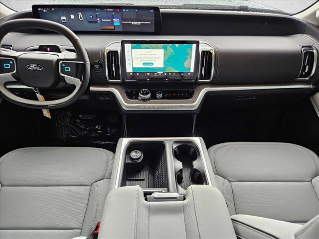 new 2025 Ford Expedition Max car, priced at $95,010