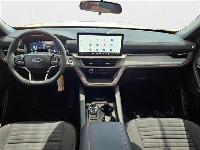 new 2025 Ford Explorer car, priced at $40,885