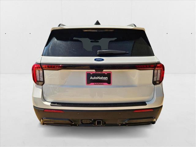 new 2025 Ford Explorer car, priced at $40,885