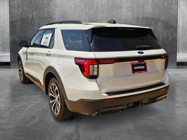 new 2025 Ford Explorer car, priced at $40,885