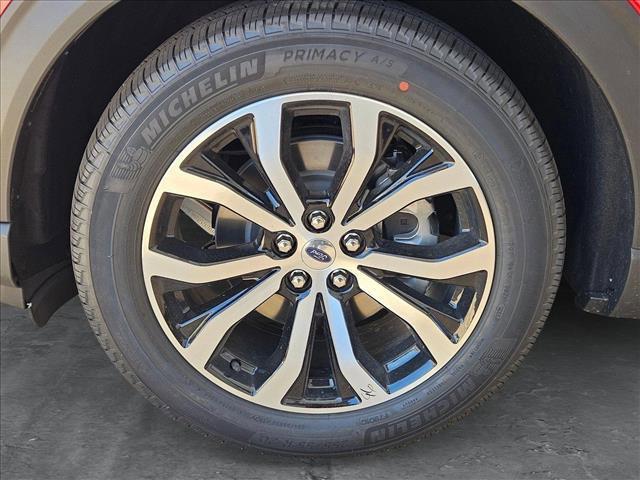 new 2025 Ford Explorer car, priced at $40,585