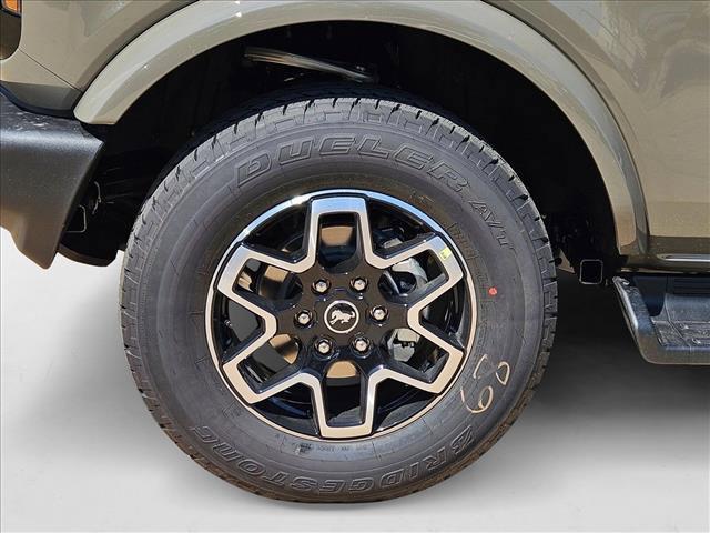 new 2025 Ford Bronco car, priced at $45,120