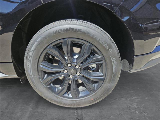 new 2024 Ford Edge car, priced at $31,945