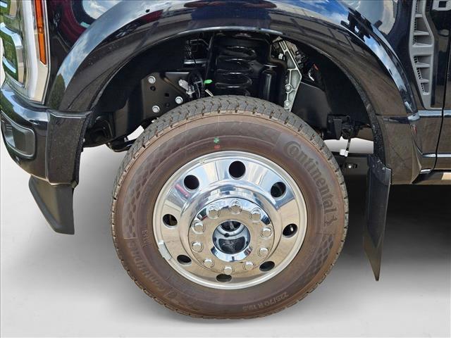 new 2025 Ford F-450 car, priced at $101,525