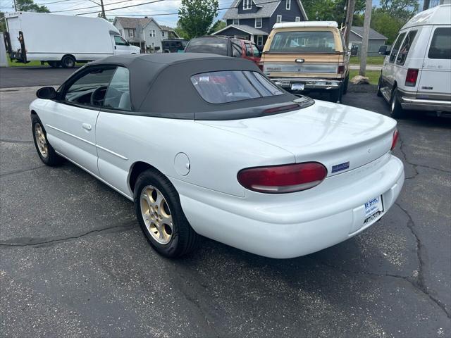 used 1998 Chrysler Sebring car, priced at $2,995