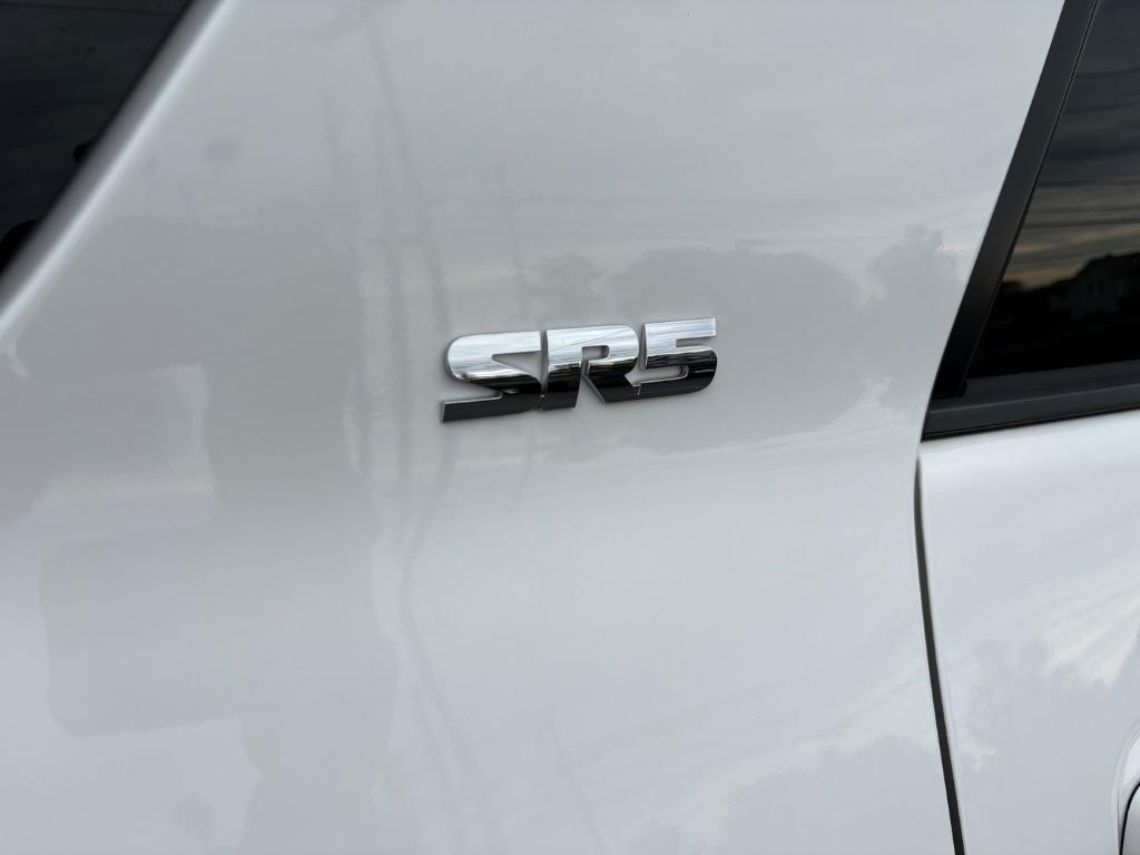 used 2015 Toyota 4Runner car, priced at $17,895