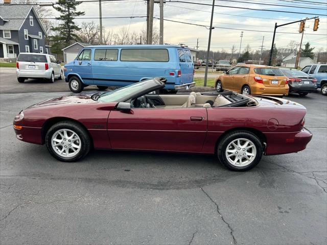 used 2000 Chevrolet Camaro car, priced at $9,995