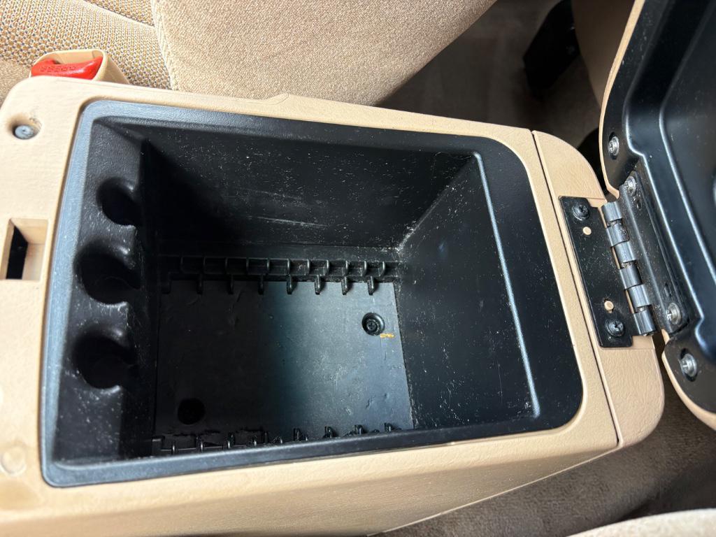 used 2000 Jeep Grand Cherokee car, priced at $6,495