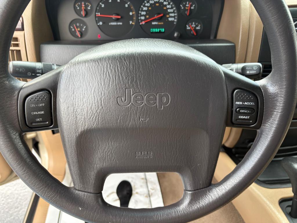 used 2000 Jeep Grand Cherokee car, priced at $6,495
