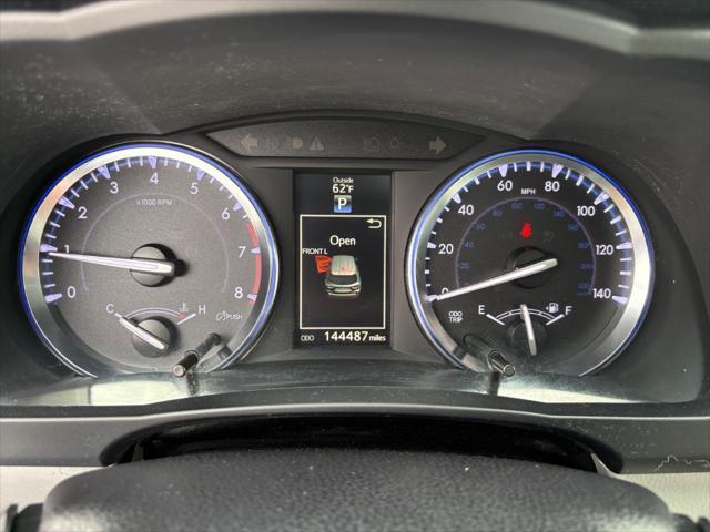 used 2014 Toyota Highlander car, priced at $14,875