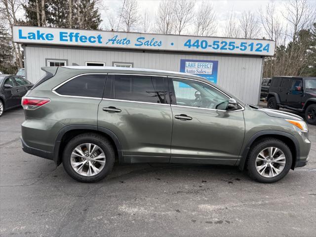 used 2014 Toyota Highlander car, priced at $14,875