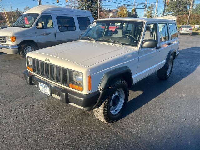 used 1998 Jeep Cherokee car, priced at $14,995