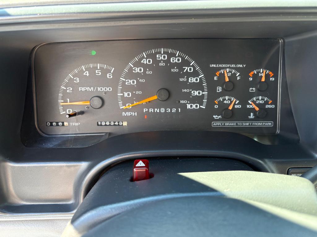 used 1999 GMC Suburban car, priced at $10,695