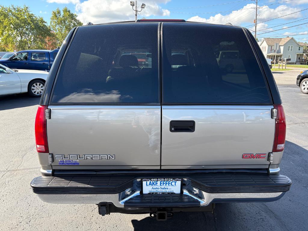 used 1999 GMC Suburban car, priced at $10,695
