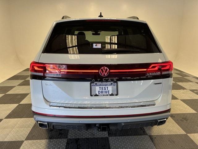 new 2024 Volkswagen Atlas car, priced at $49,282