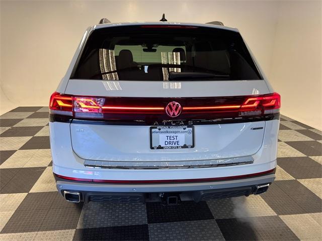 new 2025 Volkswagen Atlas car, priced at $45,661