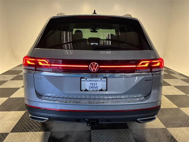 new 2025 Volkswagen Atlas car, priced at $43,118