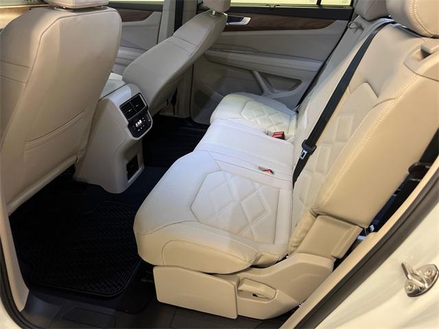 new 2026 Volkswagen Atlas car, priced at $43,145