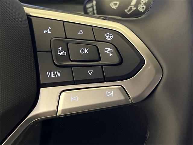 new 2026 Volkswagen Atlas Cross Sport car, priced at $54,054