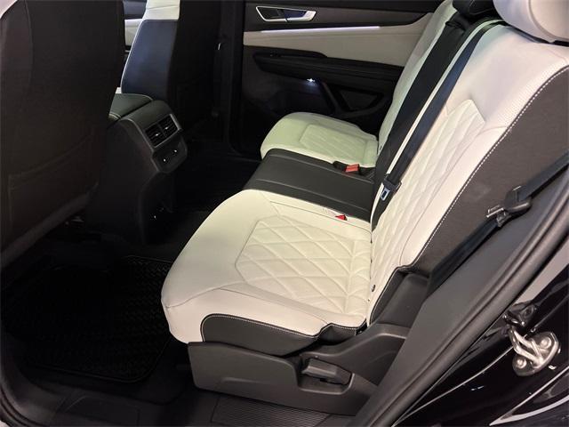 new 2026 Volkswagen Atlas Cross Sport car, priced at $54,054