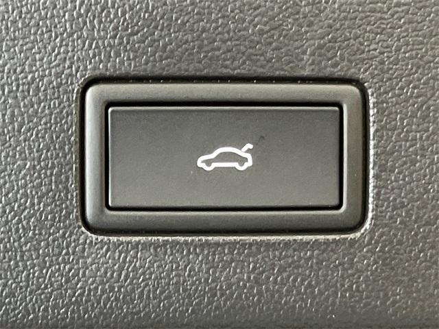 new 2026 Volkswagen Atlas Cross Sport car, priced at $54,054