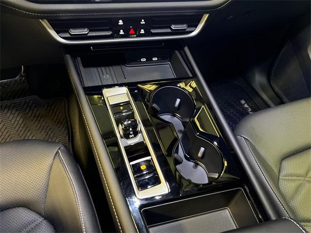 new 2026 Volkswagen Atlas car, priced at $43,220