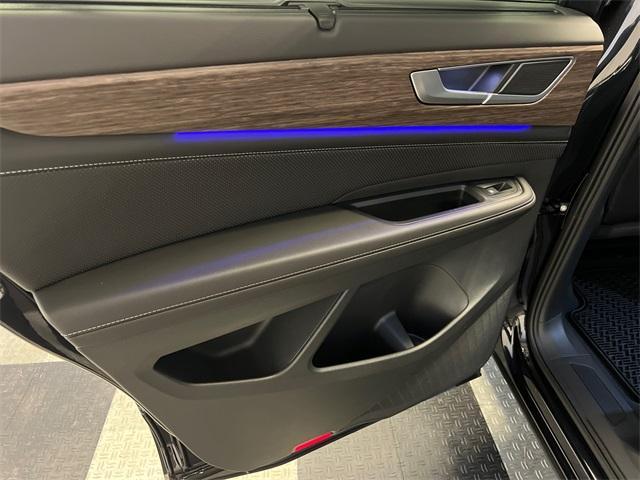 new 2025 Volkswagen Atlas car, priced at $46,745