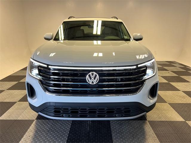 new 2025 Volkswagen Atlas car, priced at $43,257