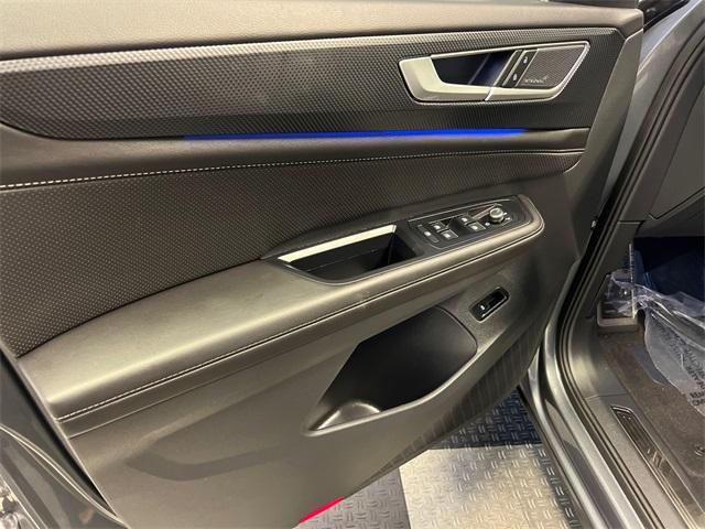 used 2025 Volkswagen Atlas Cross Sport car, priced at $42,997