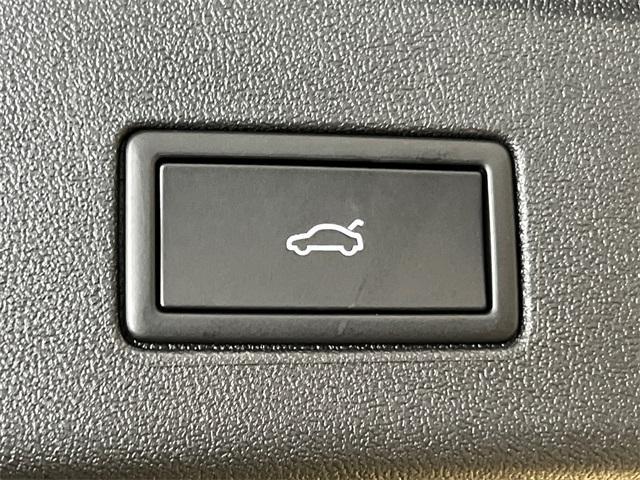new 2025 Volkswagen ID.4 car, priced at $50,847