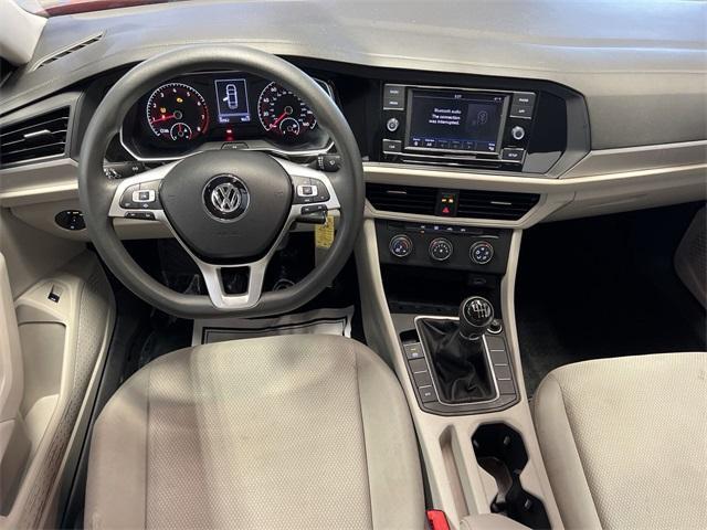 used 2019 Volkswagen Jetta car