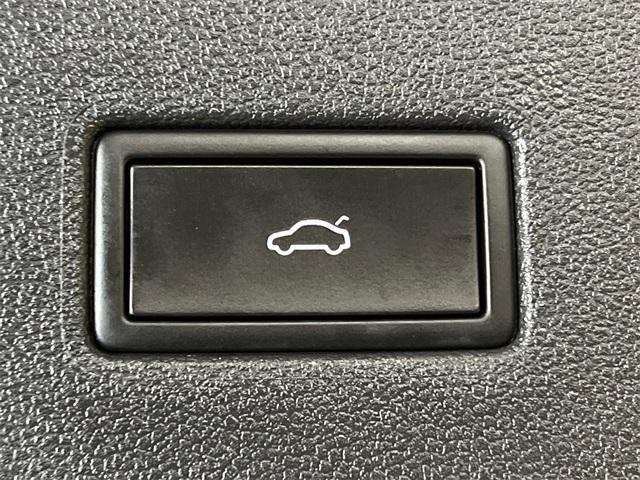 used 2024 Volkswagen Tiguan car, priced at $26,997