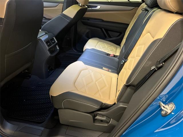 new 2026 Volkswagen Atlas Cross Sport car, priced at $42,570