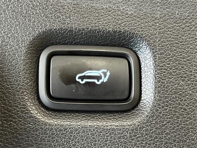 used 2021 Hyundai Santa Fe car, priced at $23,997