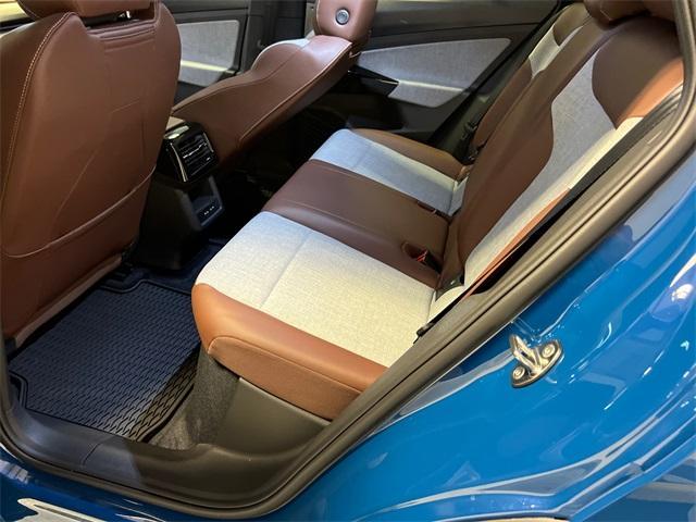 new 2025 Volkswagen ID.4 car, priced at $45,720