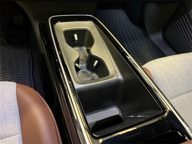 new 2025 Volkswagen ID.4 car, priced at $45,720