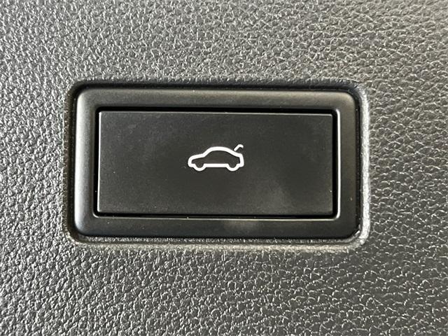 used 2021 Volkswagen Atlas car, priced at $30,997