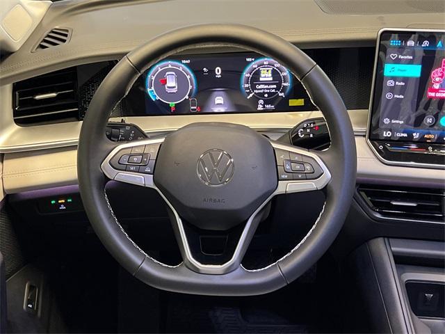 new 2025 Volkswagen Tiguan car, priced at $32,462